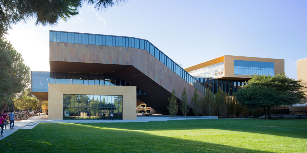 Photo of the McMurtry Building