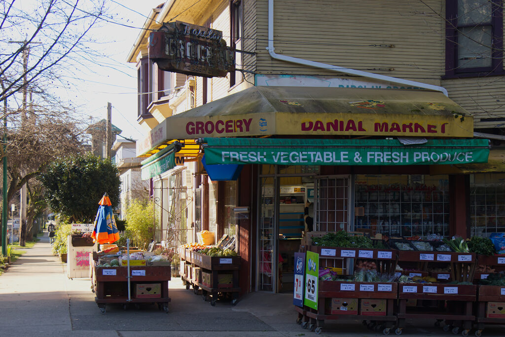 Picture of a mom-and-pop corner store.