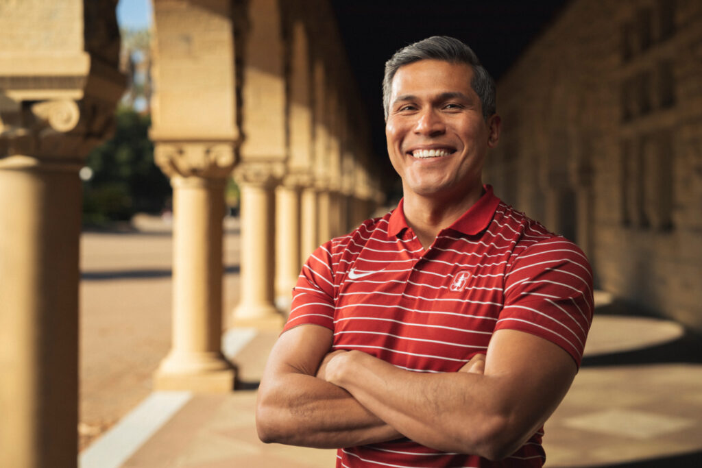 portrait of Samuel Santos Jr under arcades in Main Quad