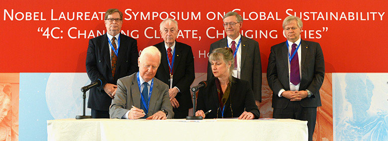 Nobel laureates signing climate change memo