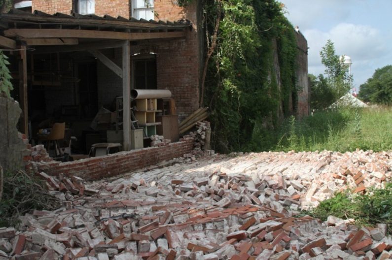 Wall that collapsed in Timpson, Texas, following a 4.8 magnitude earthquake in 2012