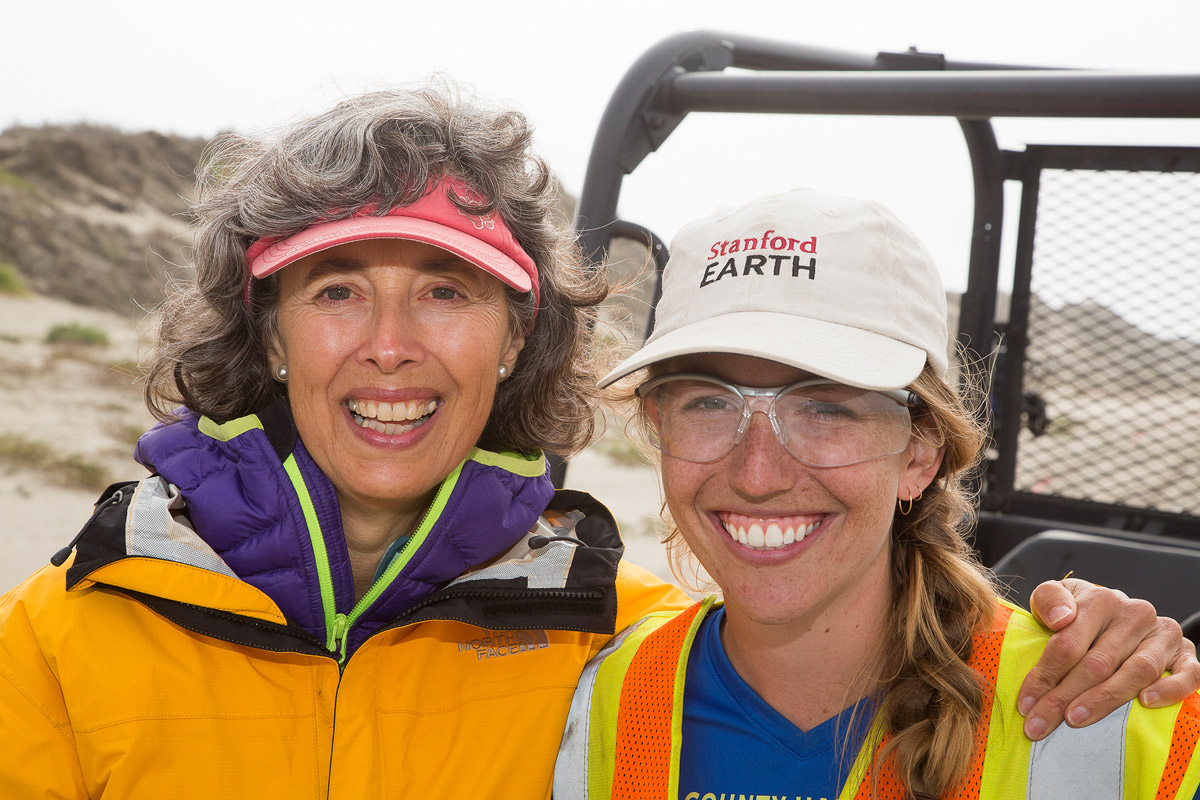 Professor Rosemary Knight and her PhD student Meredith Goebel.