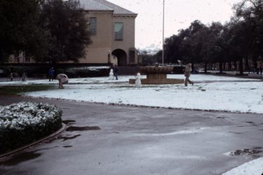 Snowballs and snowmen