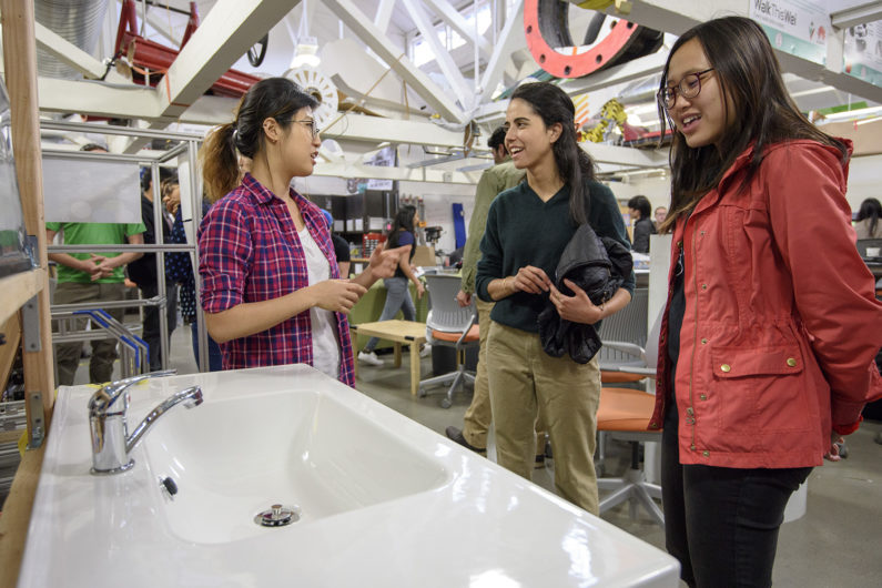 Graduate students So Yeon Park and Joyce Law