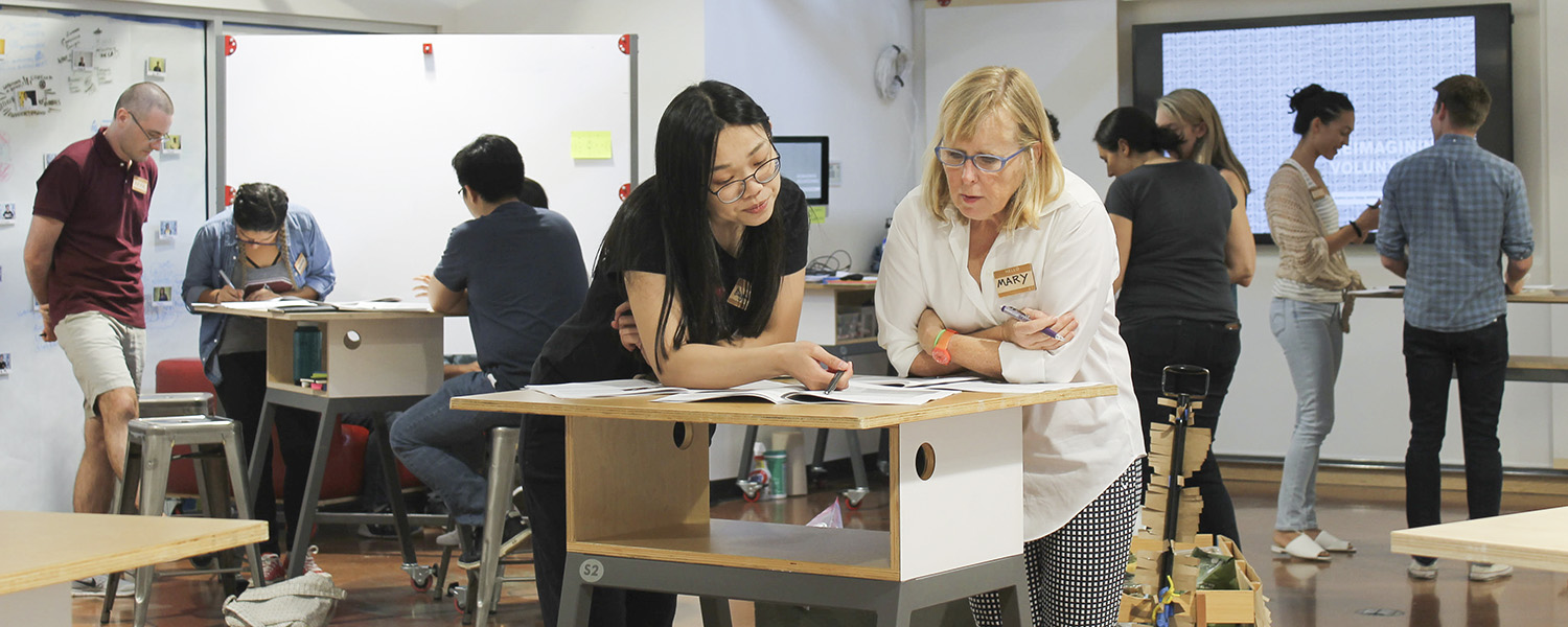 New graduate students participate in the course Designing the Professional, part of SGSI, September, 2017.