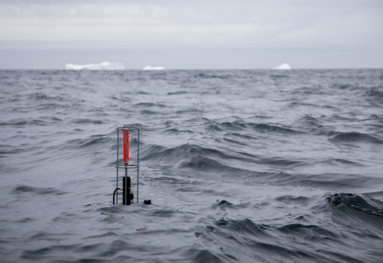 Robotic floating buoy