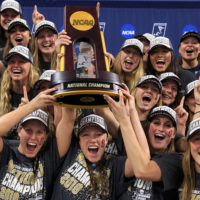 Women's swimming and diving NCAA champs