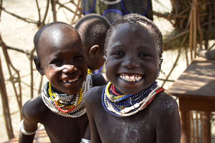 Two Nyangatom children)